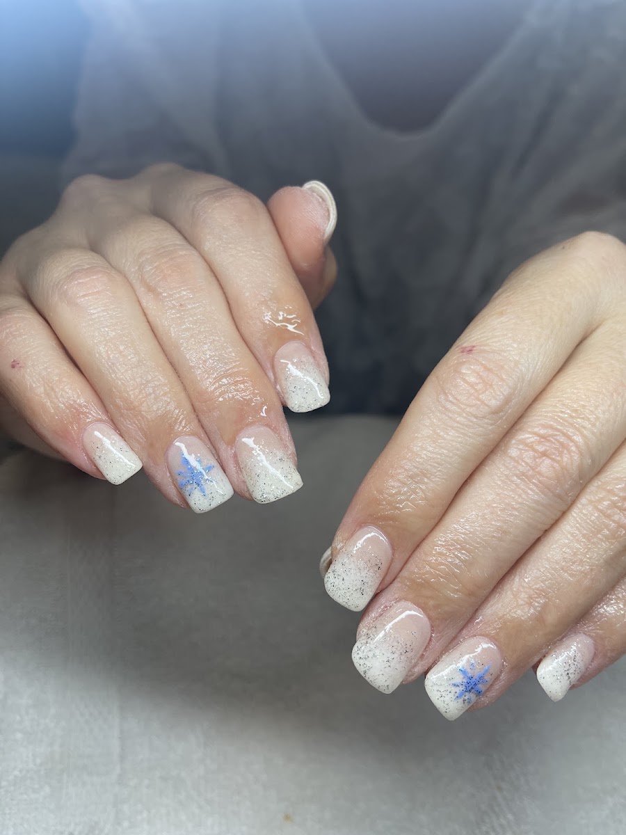 ELLI Nail Spa
