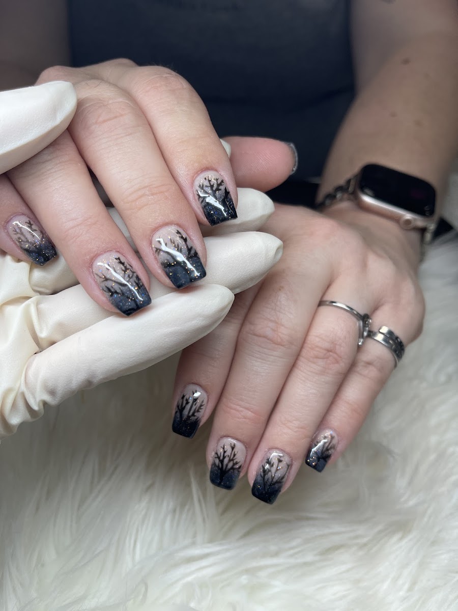 ELLI Nail Spa